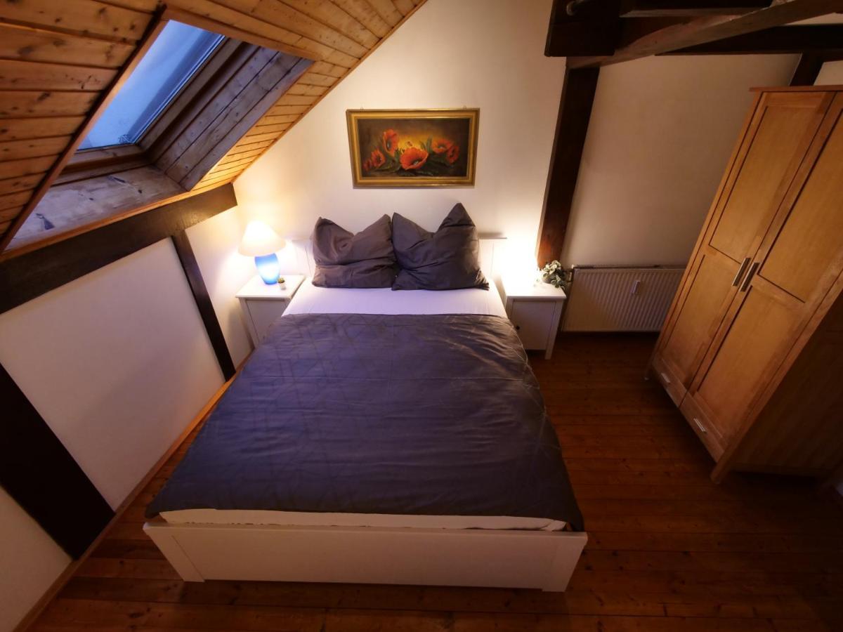 Fachwerkhaus In Ruhiger Altstadt By Rabe - Free Netflix & Eigene Terrasse Karlsruhe Eksteriør bilde
